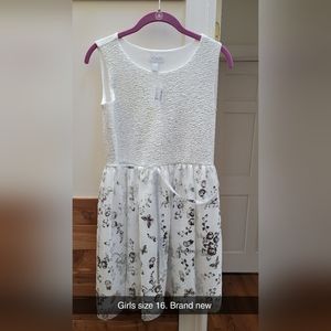 Girls dress